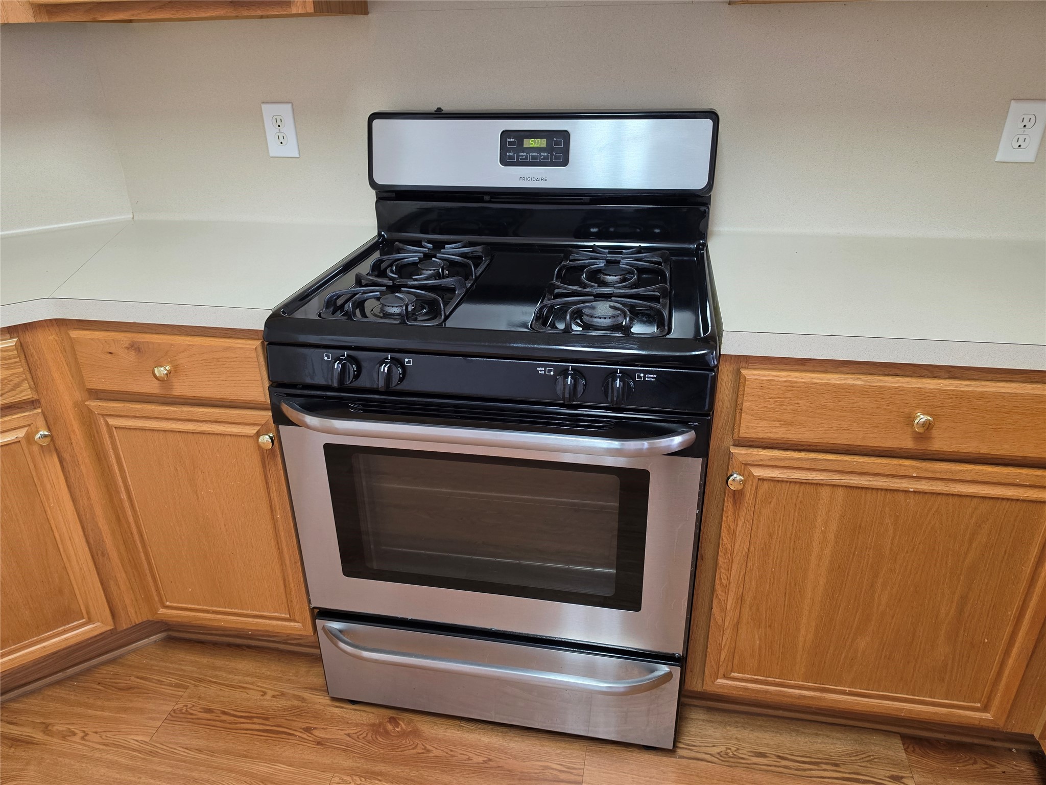 20018 Coyote Ridge Lane Katy, TX 77449 - Photo 7 of 13 Stainless Steel Gas Range