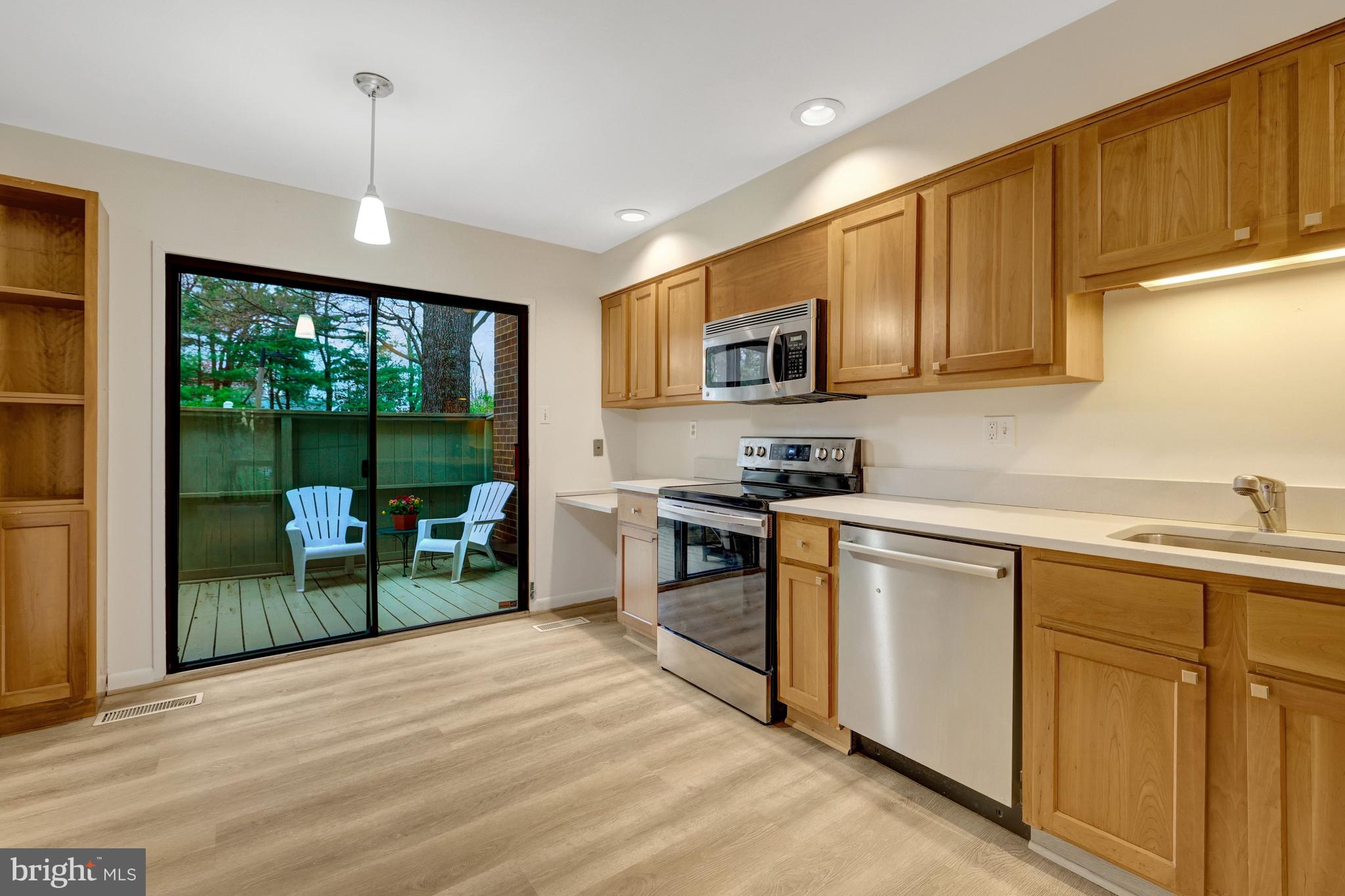 1752 Wainwright Drive Reston, VA 20190 - Photo 13 of 51 Private deck off Kitchen