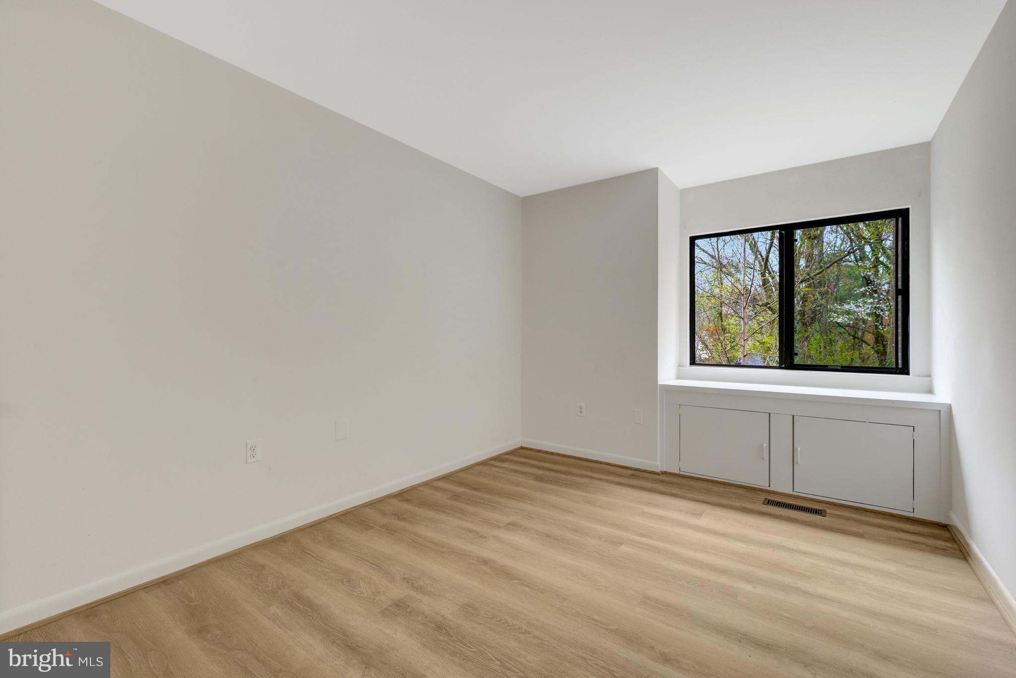 1752 Wainwright Drive Reston, VA 20190 - Photo 30 of 51 Bedroom #3 with built-in storage