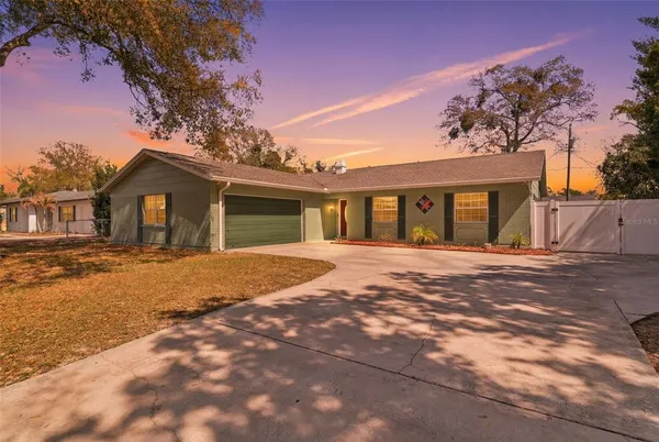 $469,000 | 12721 Carte Drive, Tampa, FL 33618