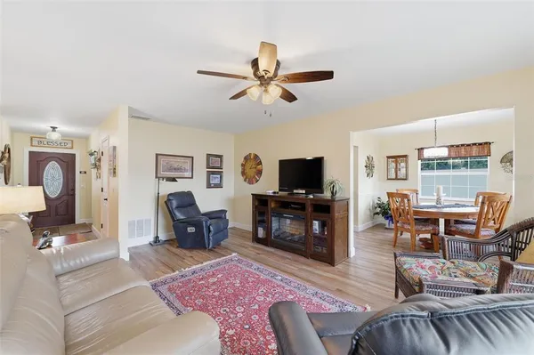 $469,000 | 12721 Carte Drive, Tampa, FL 33618