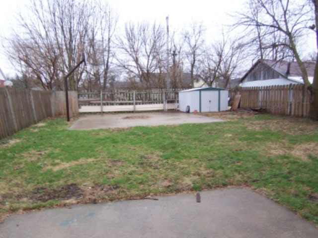 810 East 3rd Street Fowler, IN 47944 - Photo 8 of 9 Gallery Image 8