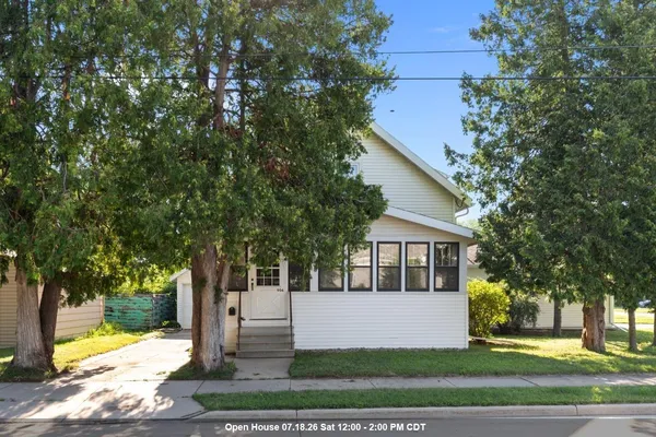 $210,000 | 906 Grand Street, Oshkosh, WI 54901