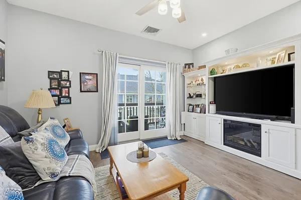 $489,000 | 501 Commerce Drive, Unit 308, Braintree, MA 02184