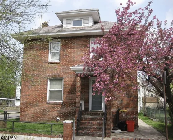 $210,000 | 29 West Madison Street, Paulsboro, NJ 08066