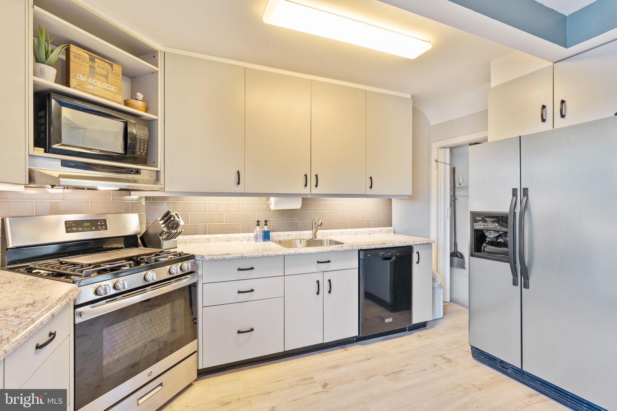 8319 Bon Air Road Baltimore, MD 21234 - Photo 18 of 48