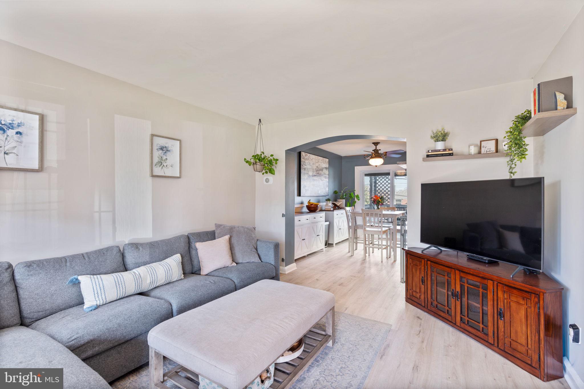 8319 Bon Air Road Baltimore, MD 21234 - Photo 7 of 48