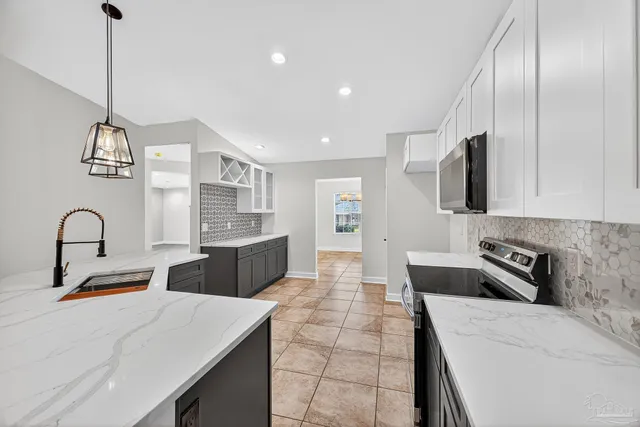 $369,900 | 1590 Twin Pines Circle, Cantonment, FL 32533