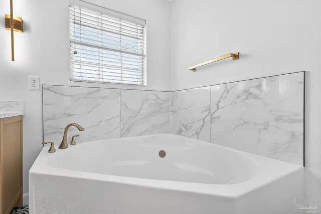 $369,900 | 1590 Twin Pines Circle, Cantonment, FL 32533