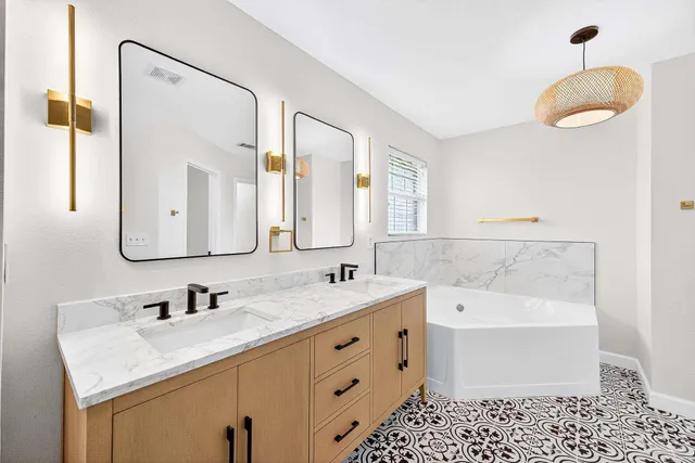 $369,900 | 1590 Twin Pines Circle, Cantonment, FL 32533