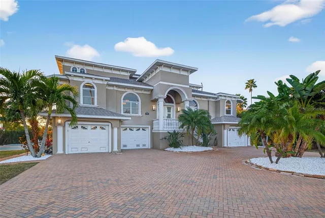 $2,440,000 | 8880 Commodore Drive, Seminole, FL 33776