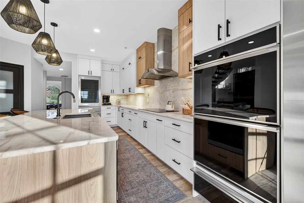 8880 Commodore Drive Seminole, FL 33776 - Photo 11 of 68