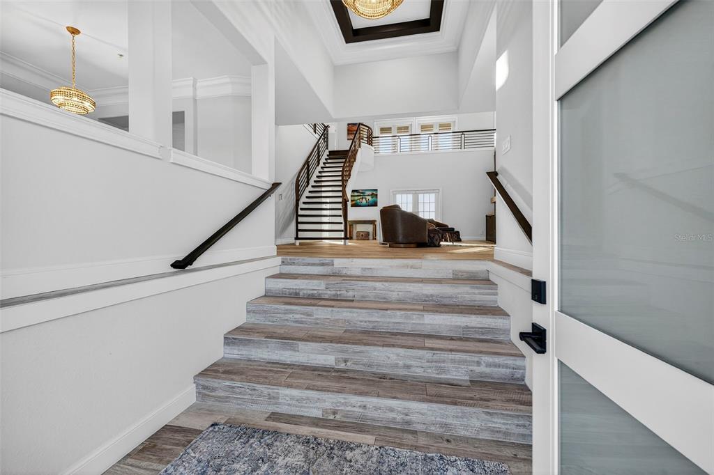 8880 Commodore Drive Seminole, FL 33776 - Photo 5 of 68