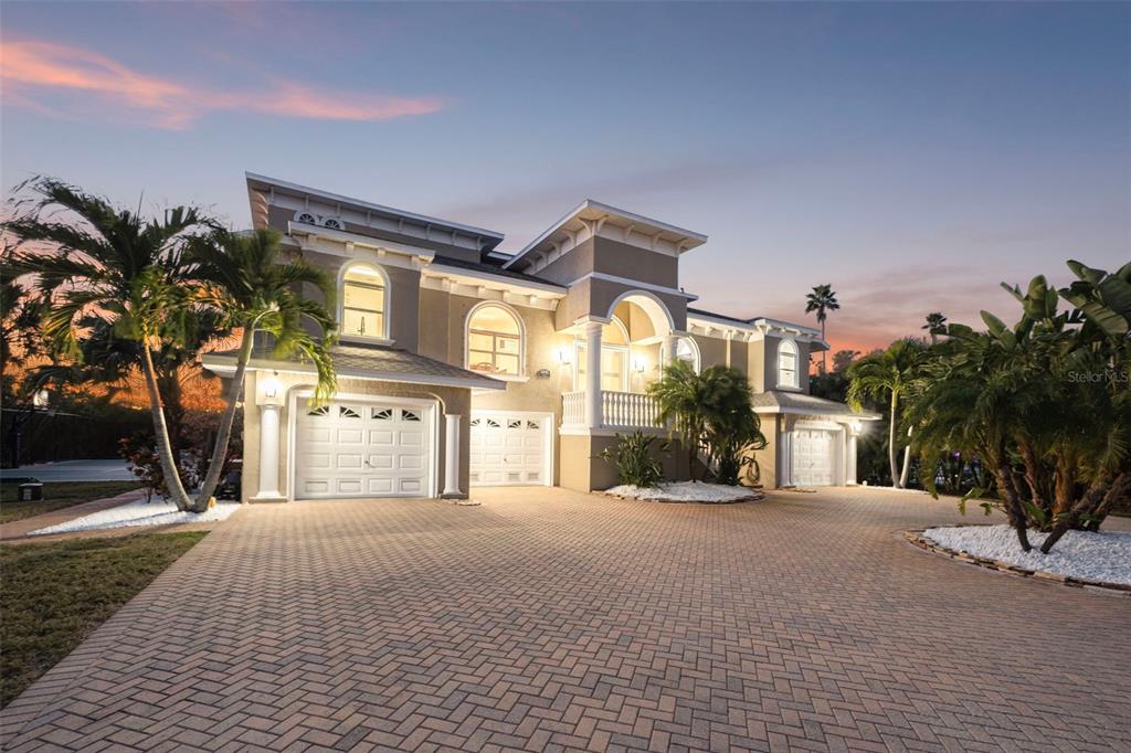 8880 Commodore Drive Seminole, FL 33776 - Photo 58 of 68