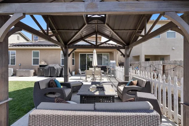 $799,000 | 1618 Lily Court, Hollister, CA 95023