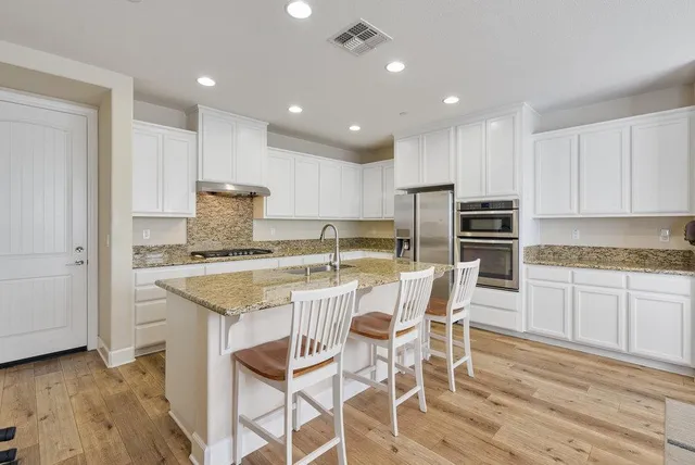 $799,000 | 1618 Lily Court, Hollister, CA 95023