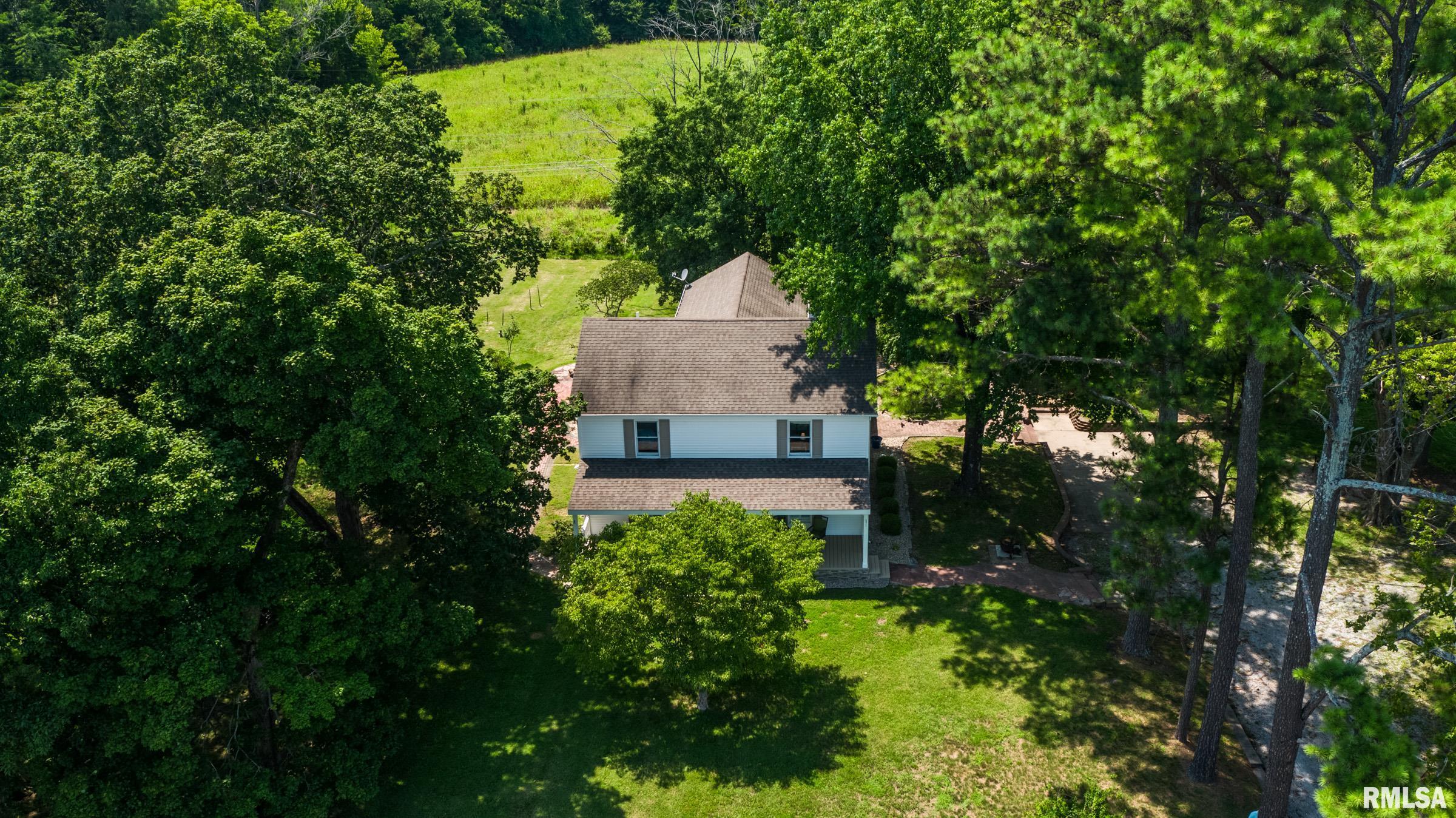 1319 Union Hill Road Carbondale, IL 62903 - Photo 2 of 47