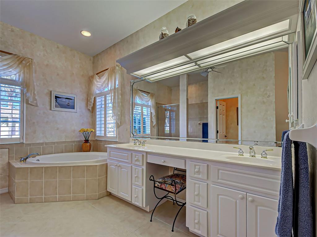 484 Marsh Creek Road Venice, FL 34292 - Photo 29 of 82