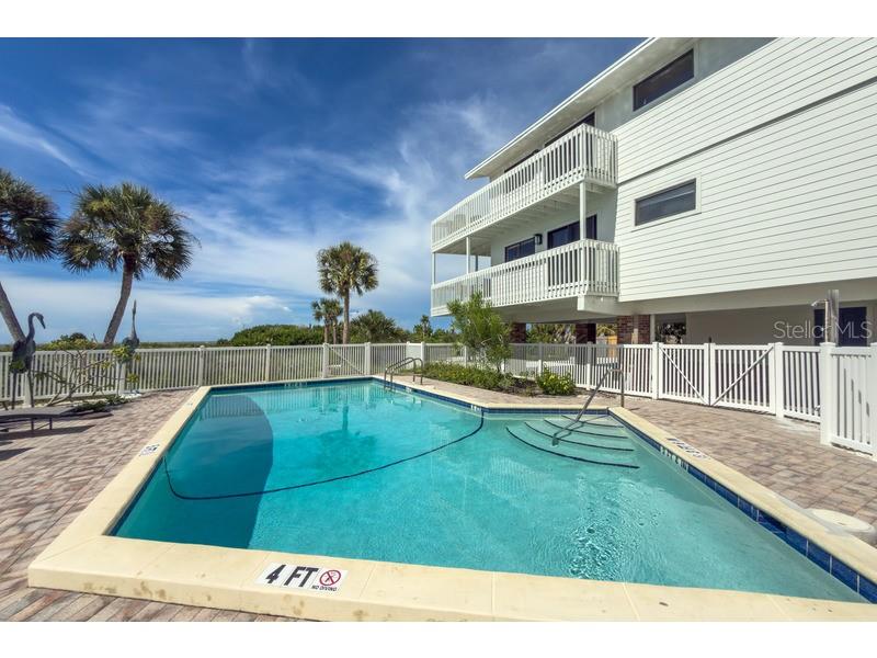 460 Beach Road, Unit A1 Sarasota, FL 34242 - Photo 19 of 38 Gallery Image 19