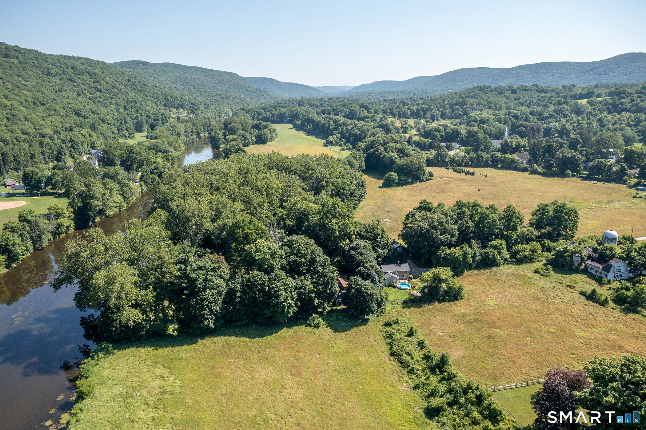 39 Johnson Road Kent, CT 06757 - Photo 5 of 28