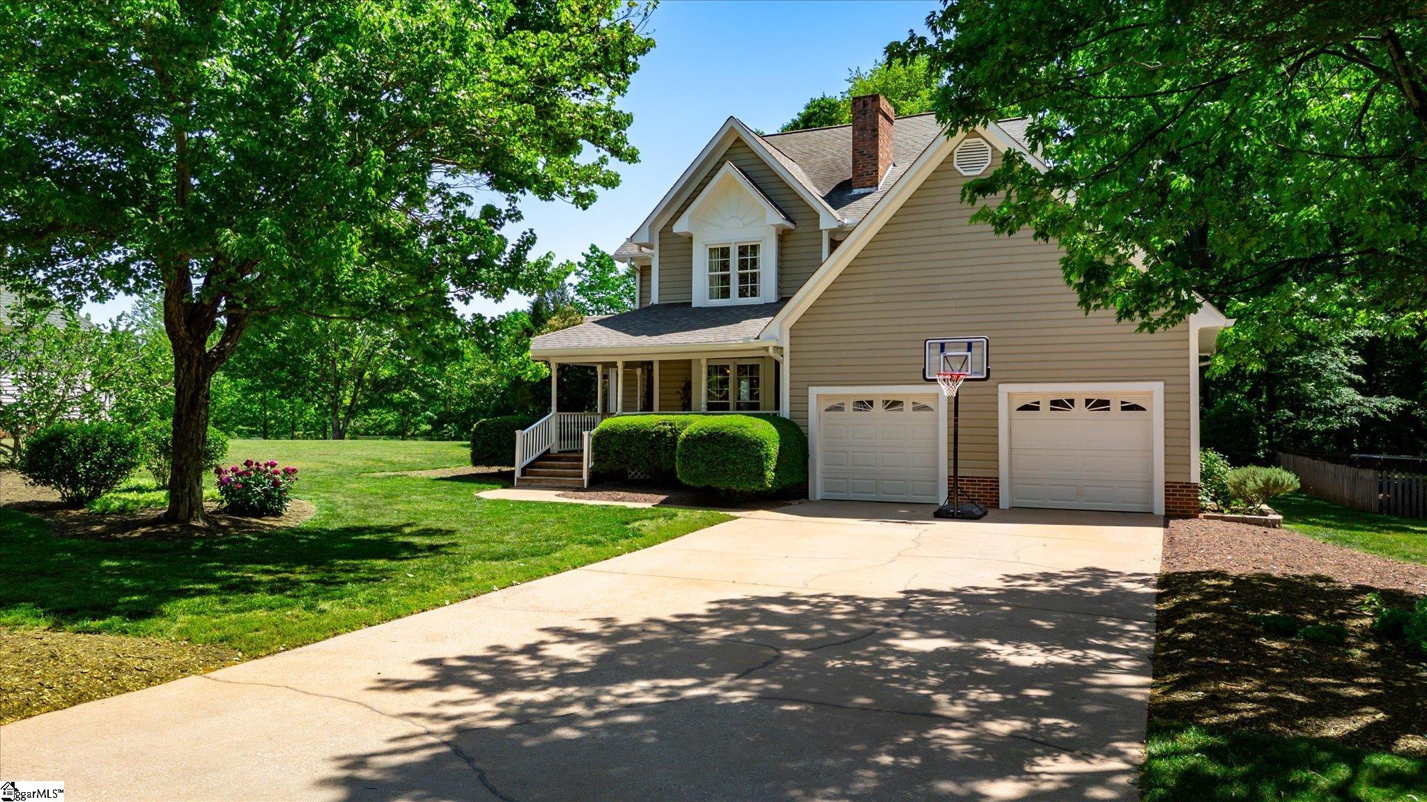 205 Spring Lake Loop Simpsonville, SC 29681 - Photo 3 of 47