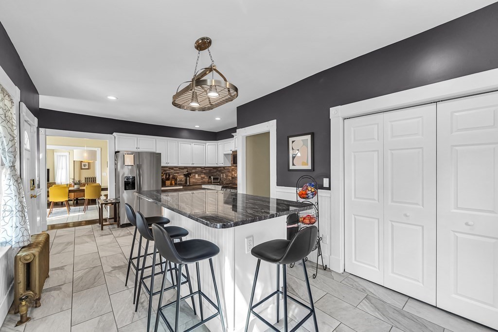 696 Elm Street West Springfield, MA 01089 - Photo 15 of 40 Gallery Image 15