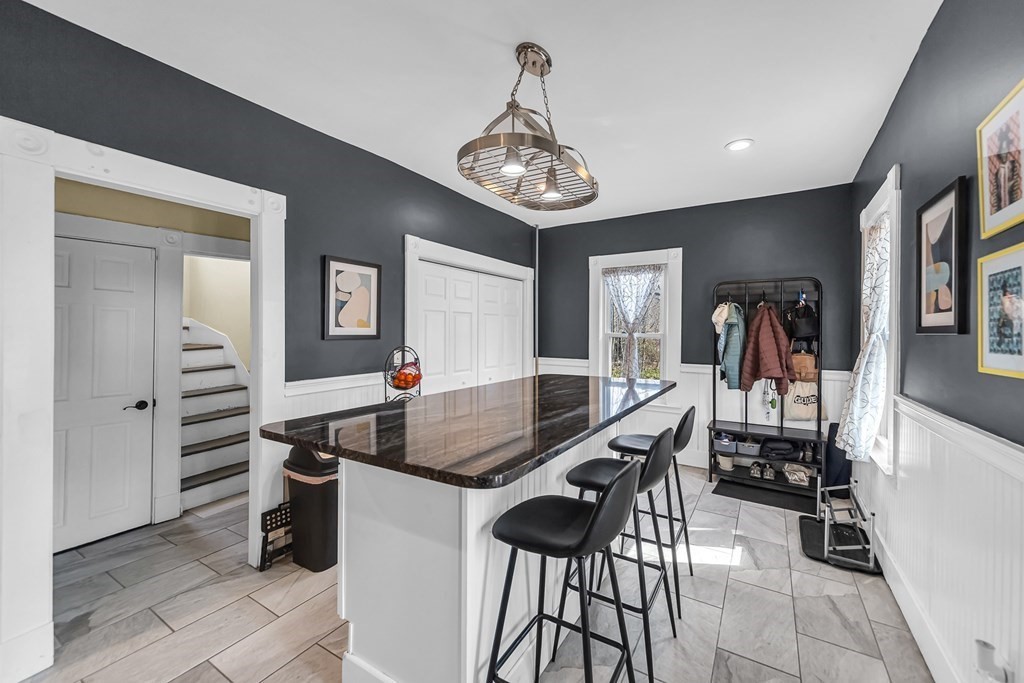 696 Elm Street West Springfield, MA 01089 - Photo 19 of 40 Gallery Image 19