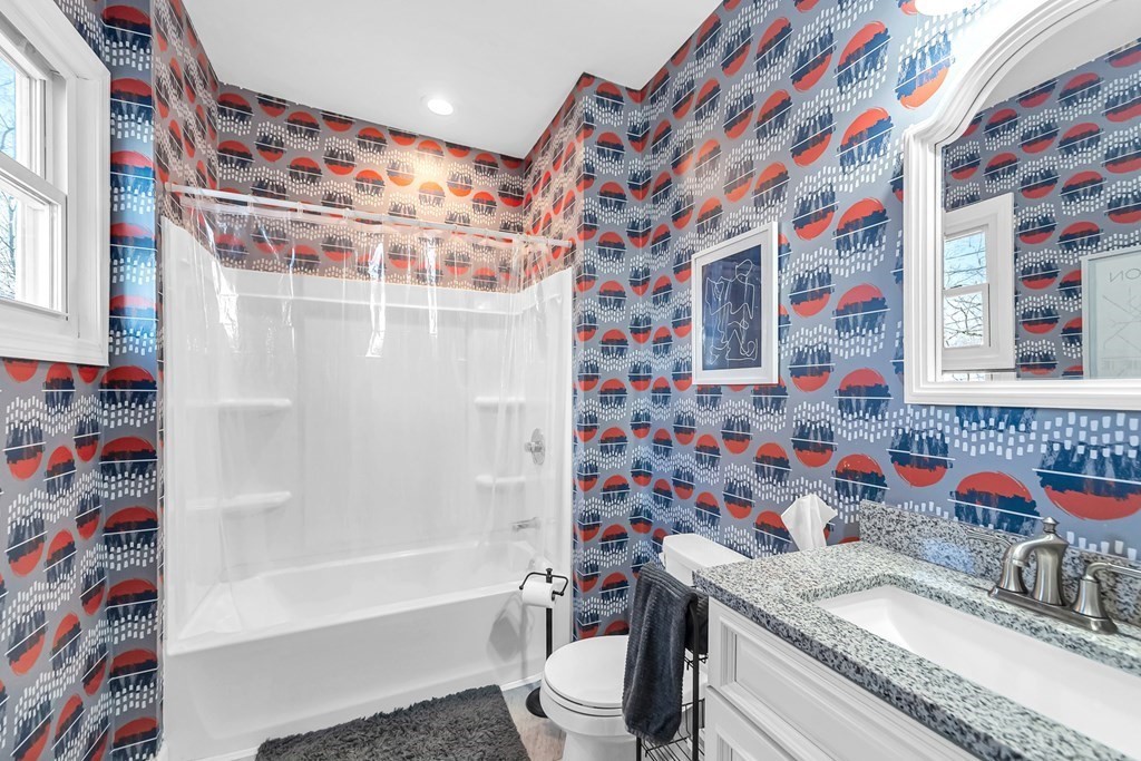 696 Elm Street West Springfield, MA 01089 - Photo 23 of 40 Gallery Image 23