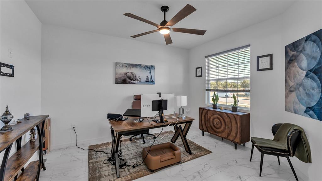 1029 Bergamot Drive Bartow, FL 33830 - Photo 10 of 62 a workspace with furniture and window