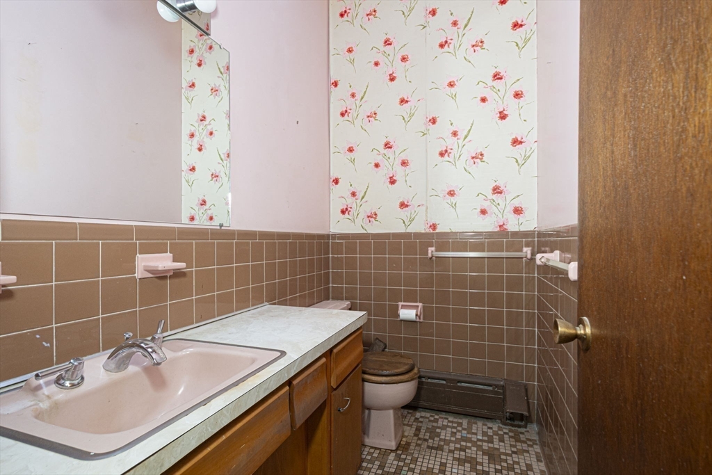 11 Brabrook Road Acton, MA 01720 - Photo 13 of 17