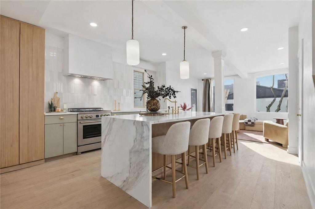 32 Mayflower Street Pittsburgh, PA 15206 - Photo 13 of 34