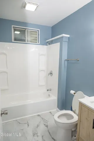 $250,000 | 104 2nd Avenue, Troy, NY 12180