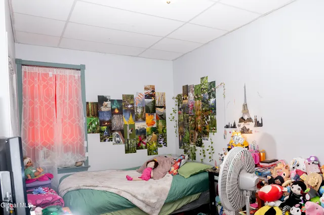 $250,000 | 104 2nd Avenue, Troy, NY 12180