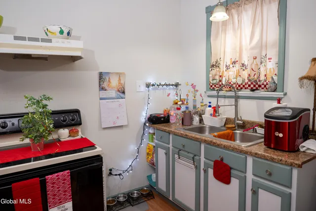 $250,000 | 104 2nd Avenue, Troy, NY 12180