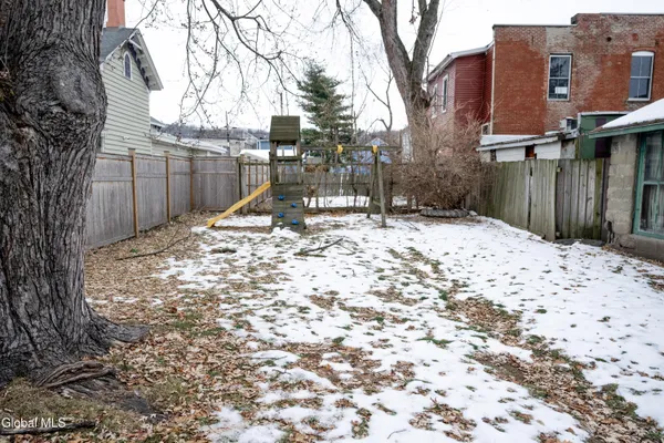 $250,000 | 104 2nd Avenue, Troy, NY 12180