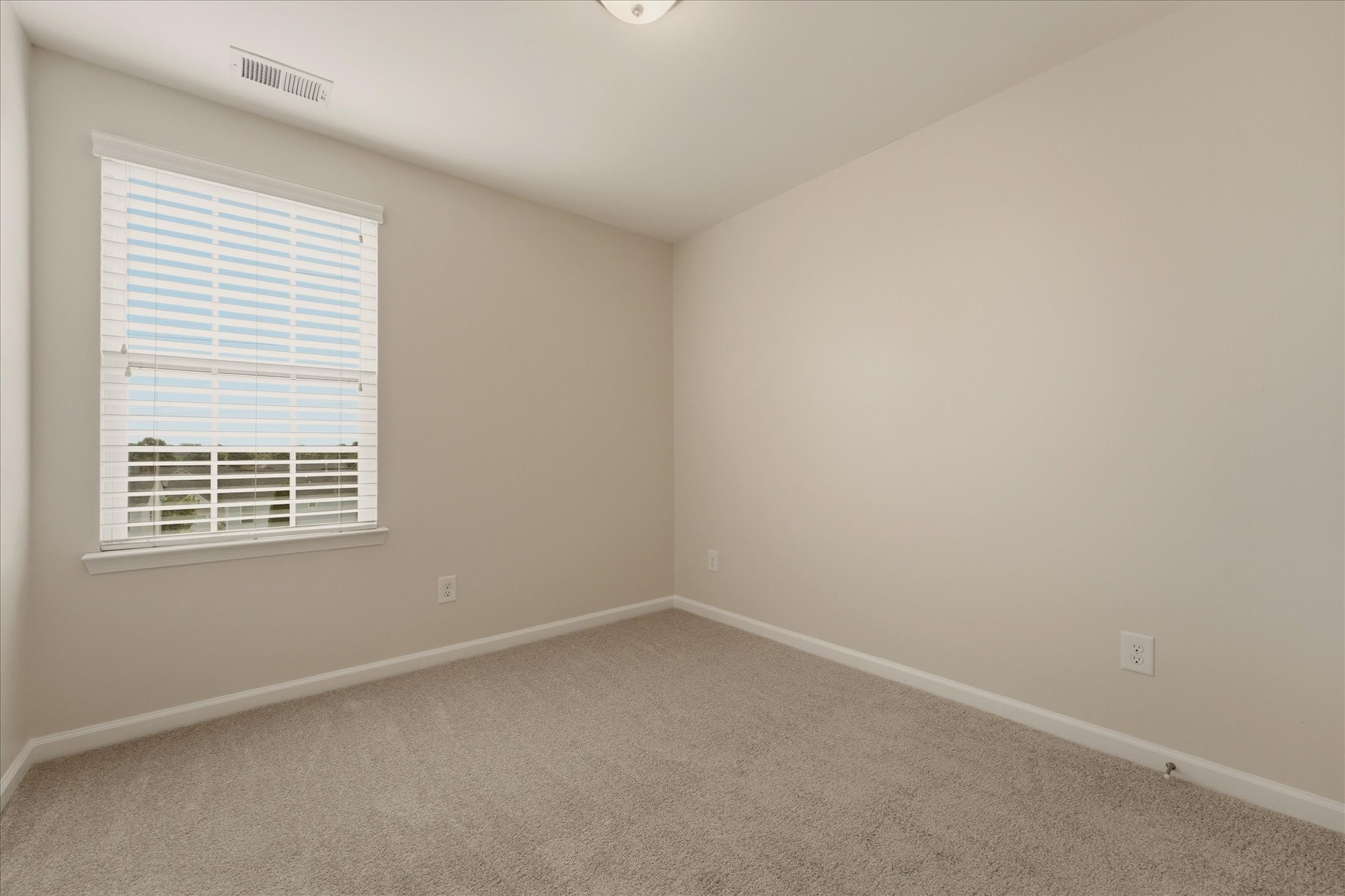 2050 Hemlock Drive Spring Hill, TN 37174 - Photo 20 of 48 an empty room with a window