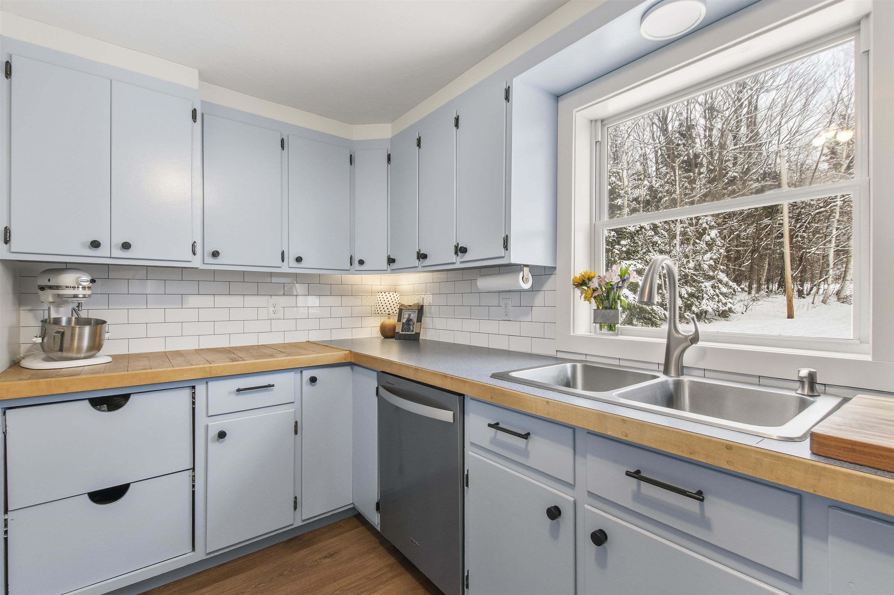 464 Bungy Road Columbia, NH 03576 - Photo 7 of 59