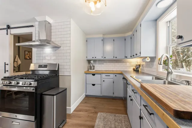 $444,000 | 464 Bungy Road, Columbia, NH 03576