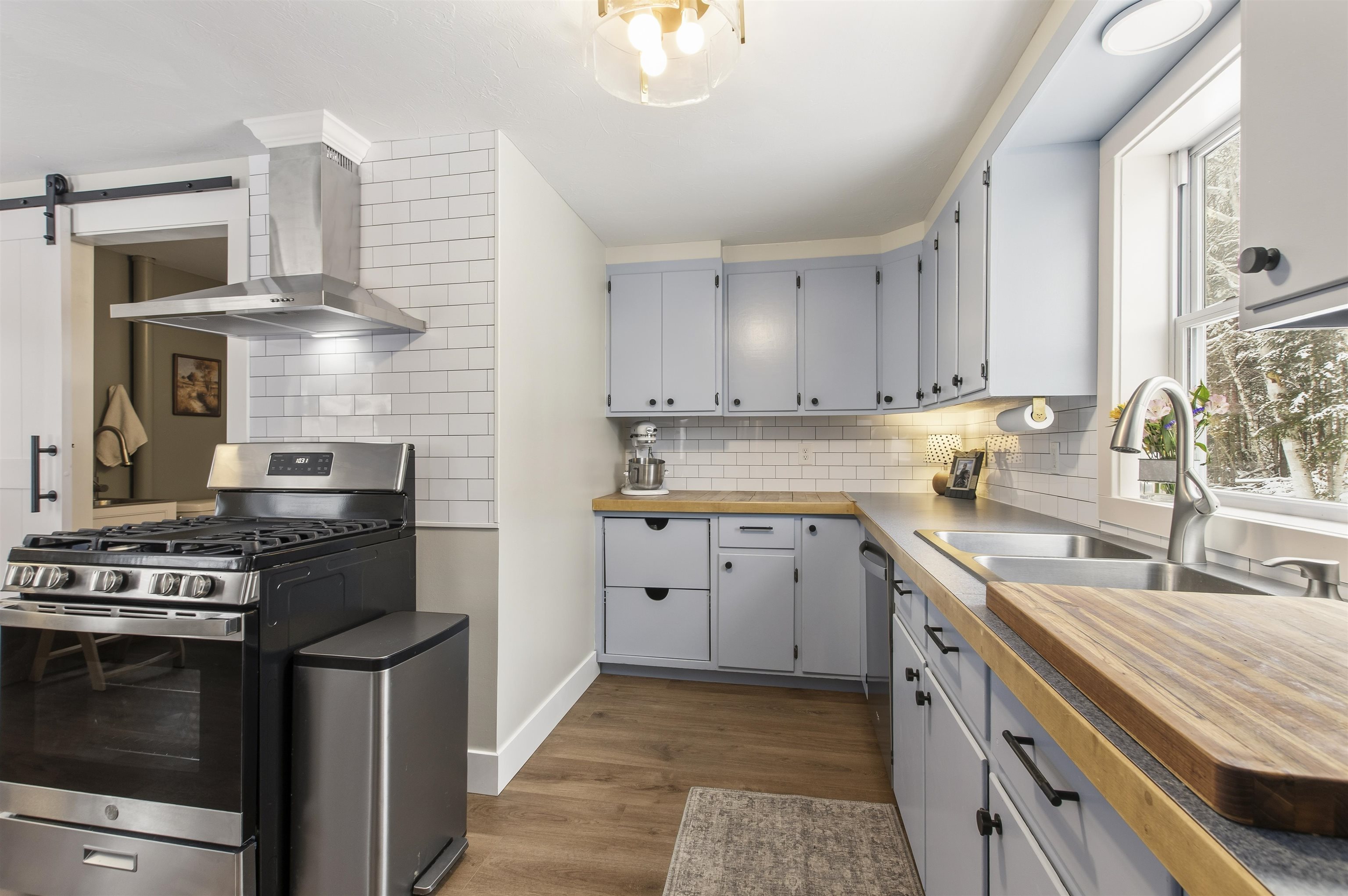 464 Bungy Road Columbia, NH 03576 - Photo 9 of 59