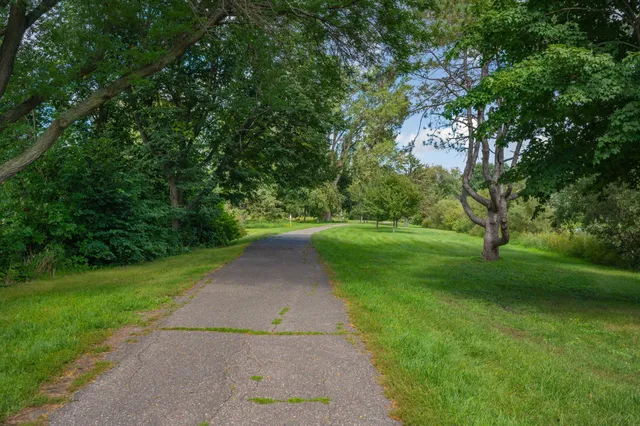 $550,000 | 2920 Xanthus Lane North, Plymouth, MN 55447