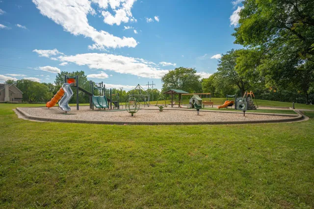 $550,000 | 2920 Xanthus Lane North, Plymouth, MN 55447