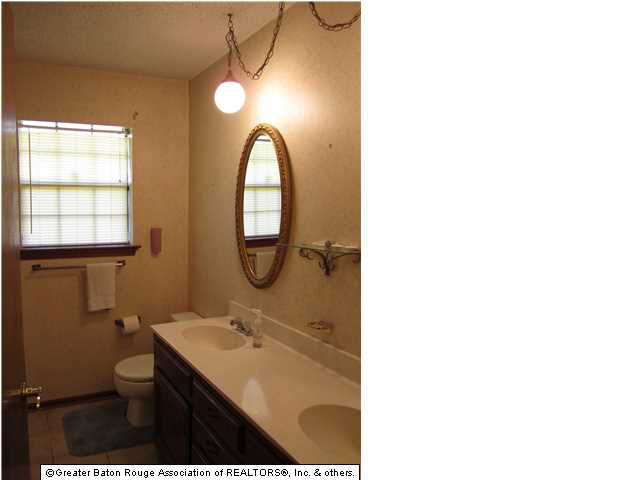 12258 Perkins Road Baton Rouge, LA 70810 - Photo 7 of 10 Gallery Image 7