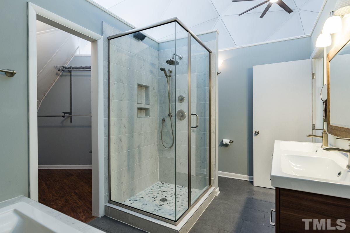 4722 Cole Mill Road Durham, NC 27705 - Photo 14 of 25 Gallery Image 14