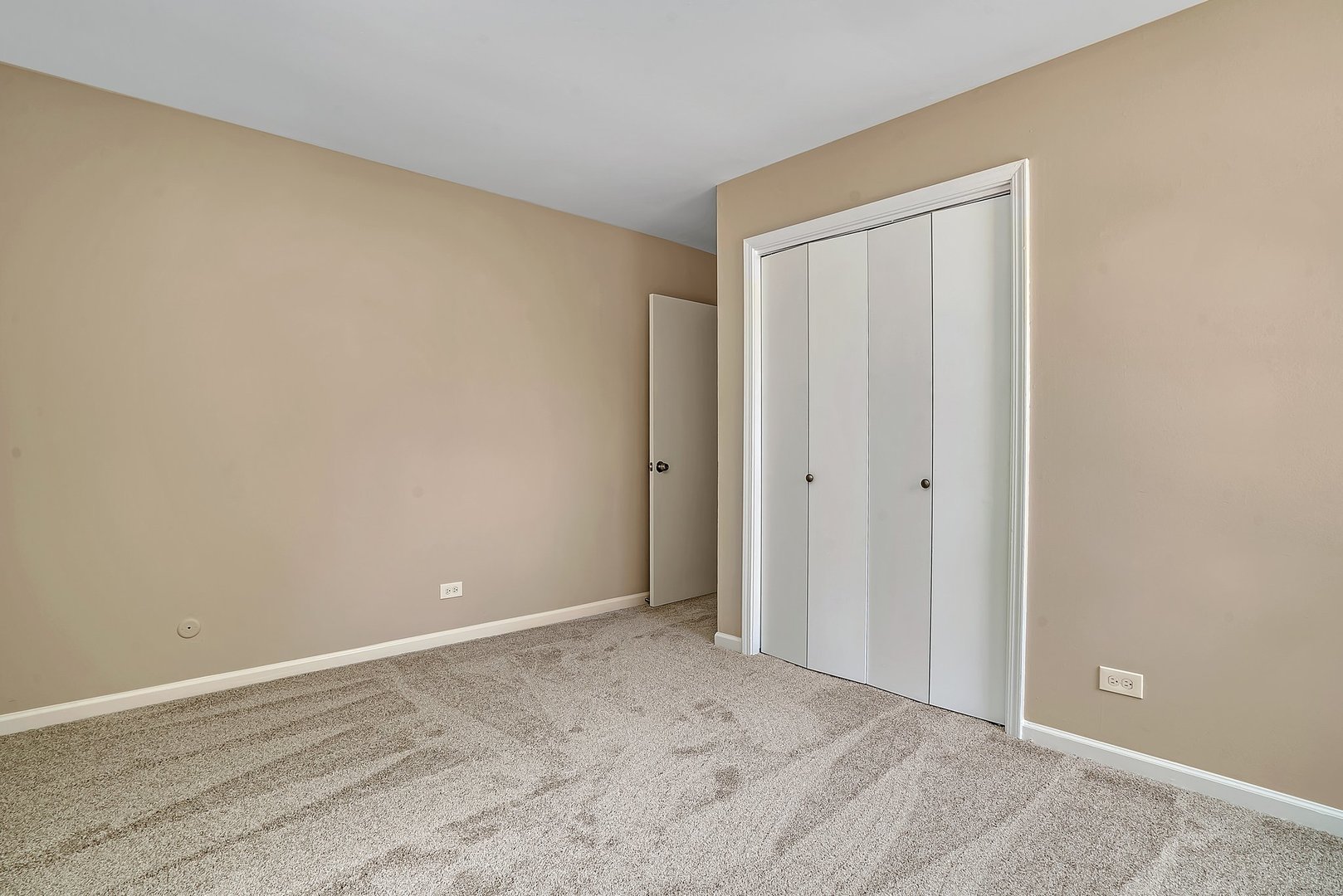 161 South Schmidt Road Bolingbrook, IL 60440 - Photo 9 of 26 a view of an empty room