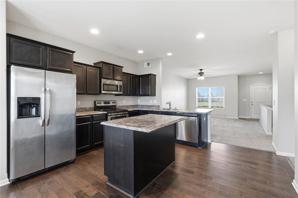 771 South Cherry Street Gardner, KS 66030 - Photo 15 of 37