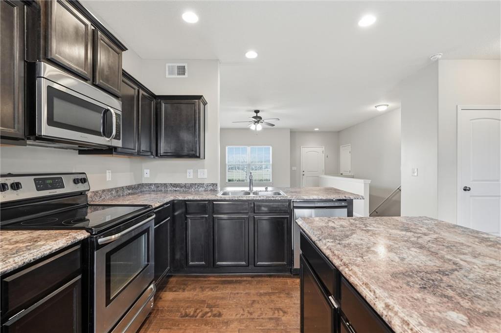 771 South Cherry Street Gardner, KS 66030 - Photo 16 of 37