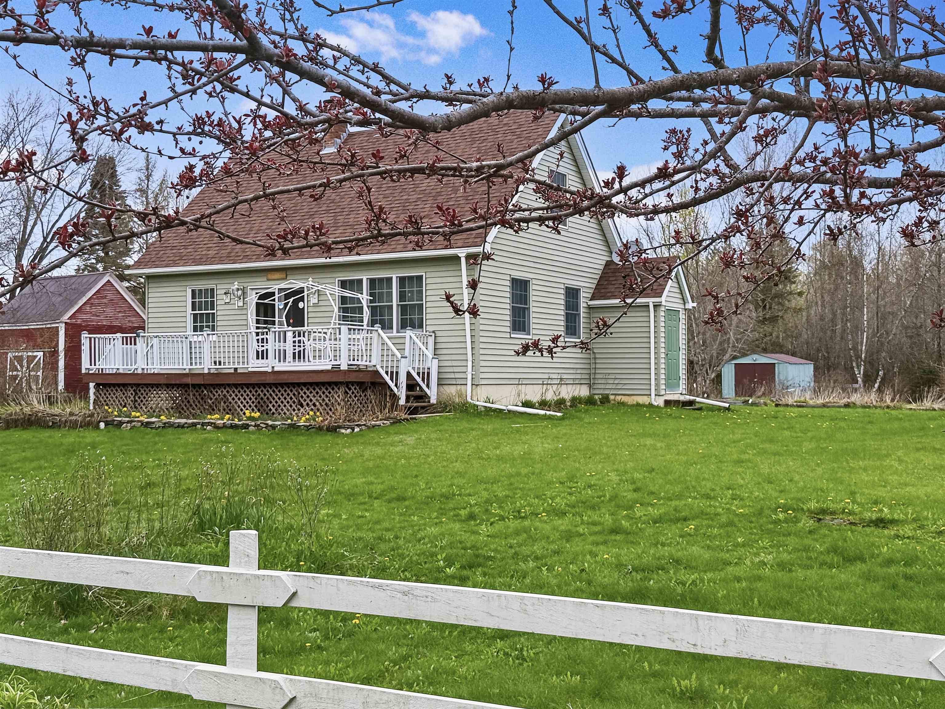 347 River Road Canaan, VT 05902 - Photo 23 of 27