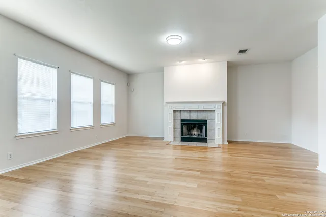 $2,595 | 15326 Preston Pass Drive, San Antonio, TX 78247