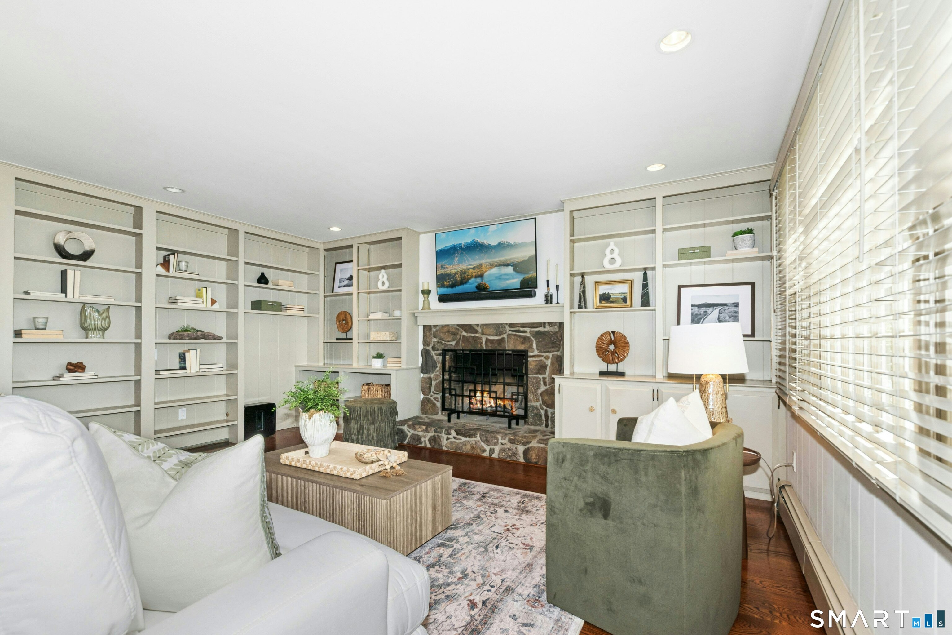 264 Half Mile Road Fairfield, CT 06890 - Photo 16 of 38