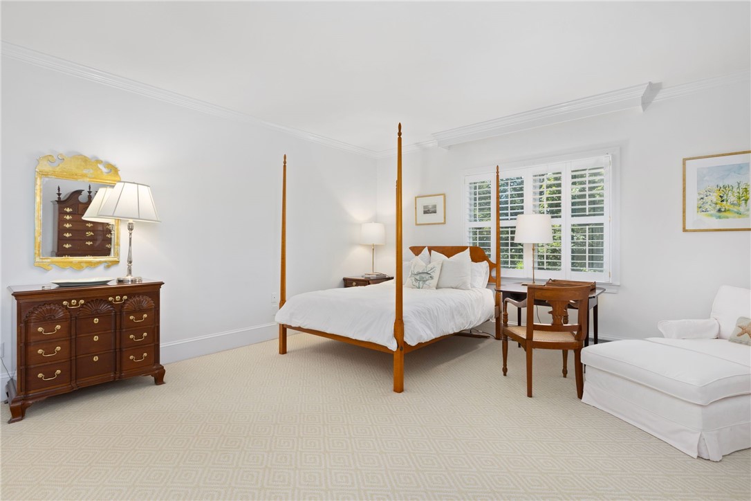 553 Bellevue Avenue, Unit 1 Newport, RI 02840 - Photo 15 of 22